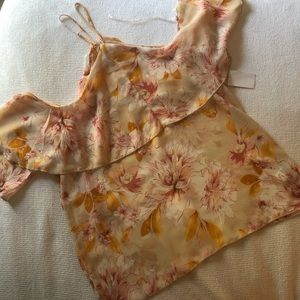 New off the shoulder floral shirt!